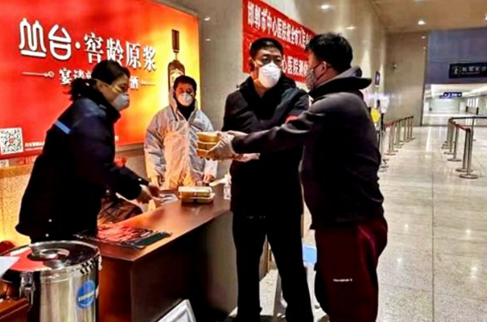 51天的堅守，9千余份熱氣騰騰的飯菜