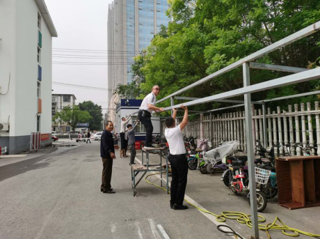 三公司啟舊利廢為職工搭建愛(ài)車(chē)“避風(fēng)港”