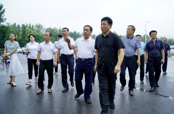 局領(lǐng)導蒞臨邯鄲公交檢查指導防汛工作