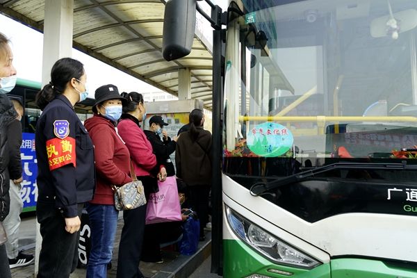 邯鄲公交：堅守崗位甘奉獻，他們是最美公交人！