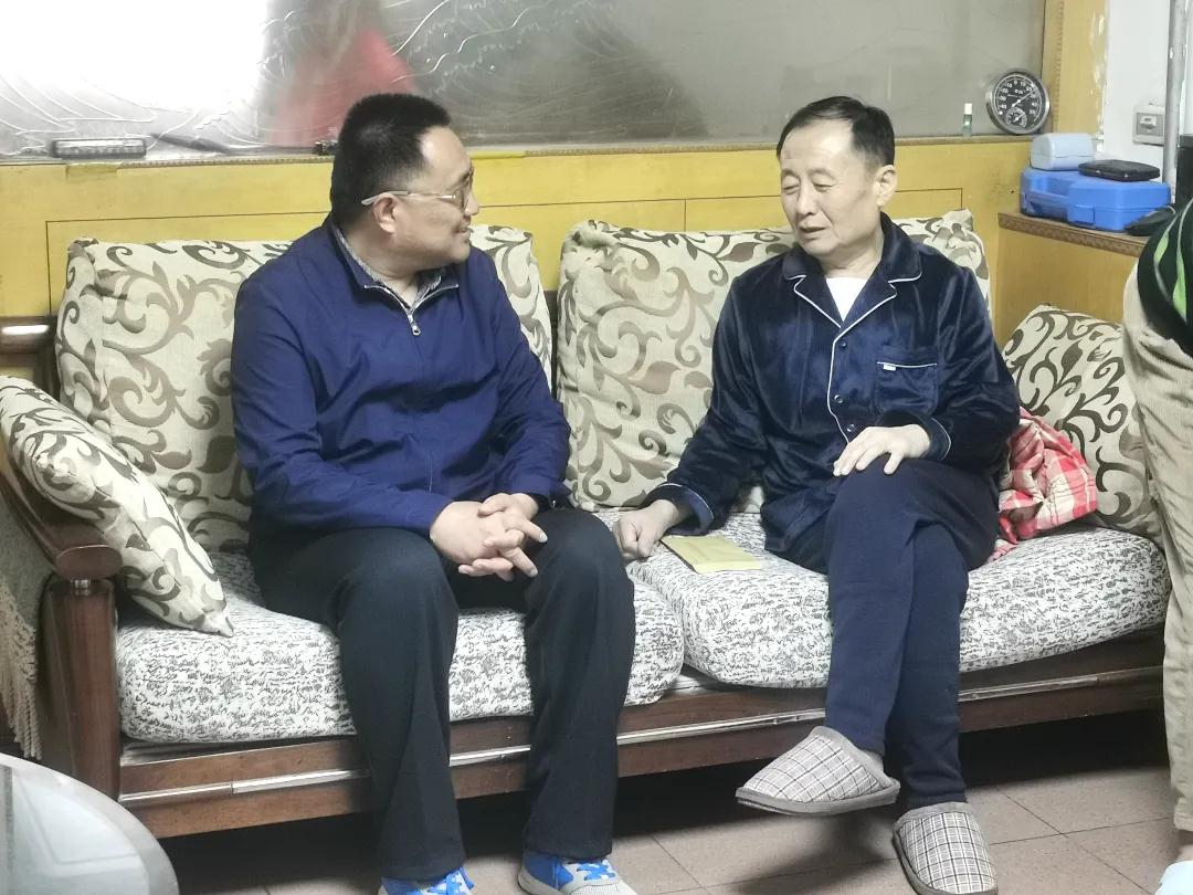 暖心|慰問(wèn)患病職工 傳遞關(guān)懷真情