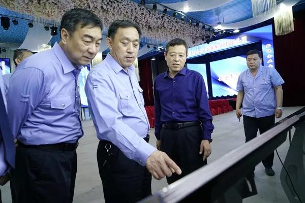 強化安全意識——邯鄲公交集團組織微型消防站人員開(kāi)展業(yè)務(wù)技能培訓