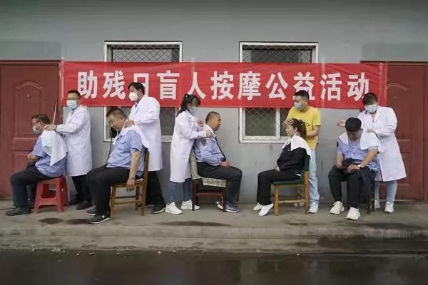 邯鄲公交：弘揚傳統美德 傳遞社會(huì )溫暖
