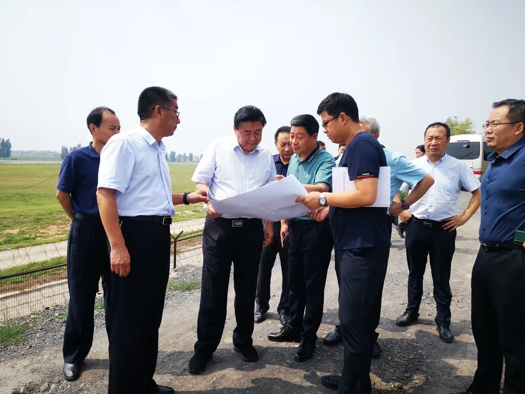武金良現場(chǎng)調研邯鄲機場(chǎng)防洪隱患治理相關(guān)工作