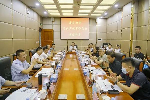 省考核組復核評估邯鄲市創(chuàng  )建省“公交優(yōu)先”示范城市工作
