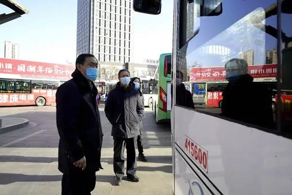 立足崗位 暖心堅守：邯鄲公交人的“元旦假期”