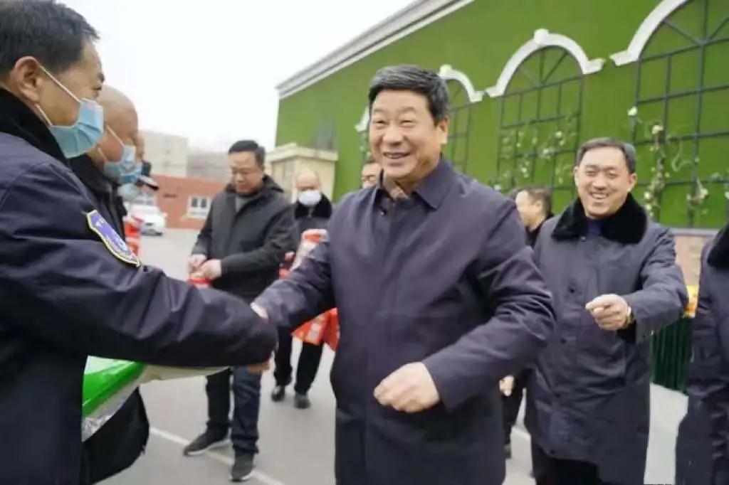 市交投集團領(lǐng)導分赴基層送慰問(wèn)