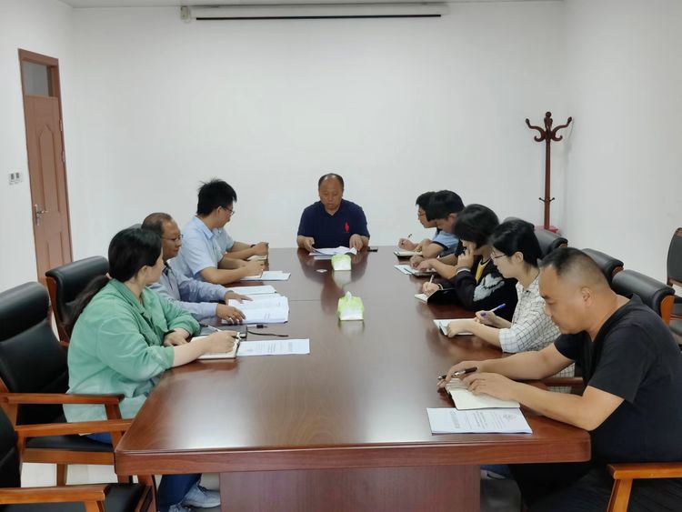 市交投集團副總經(jīng)理張鐵軍督導檢查鐵投公司安全生產(chǎn)、疫情防控和信訪(fǎng)維穩等工作